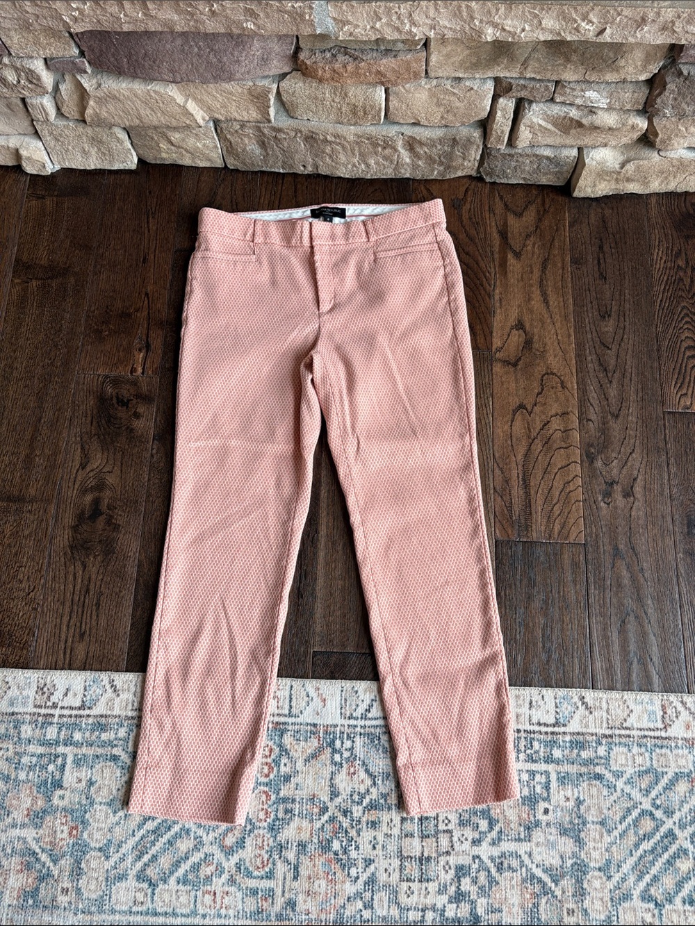 Banana Republic Blush Cropped Straight-Leg Textured Pants
